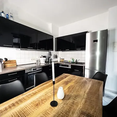 Erstklassige 3-zimmer * לייפציג