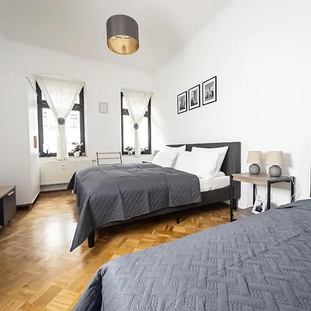 Appartement Erstklassige 3-zimmer