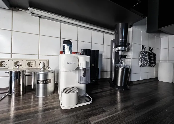 Erstklassige 3-zimmer Apartment *